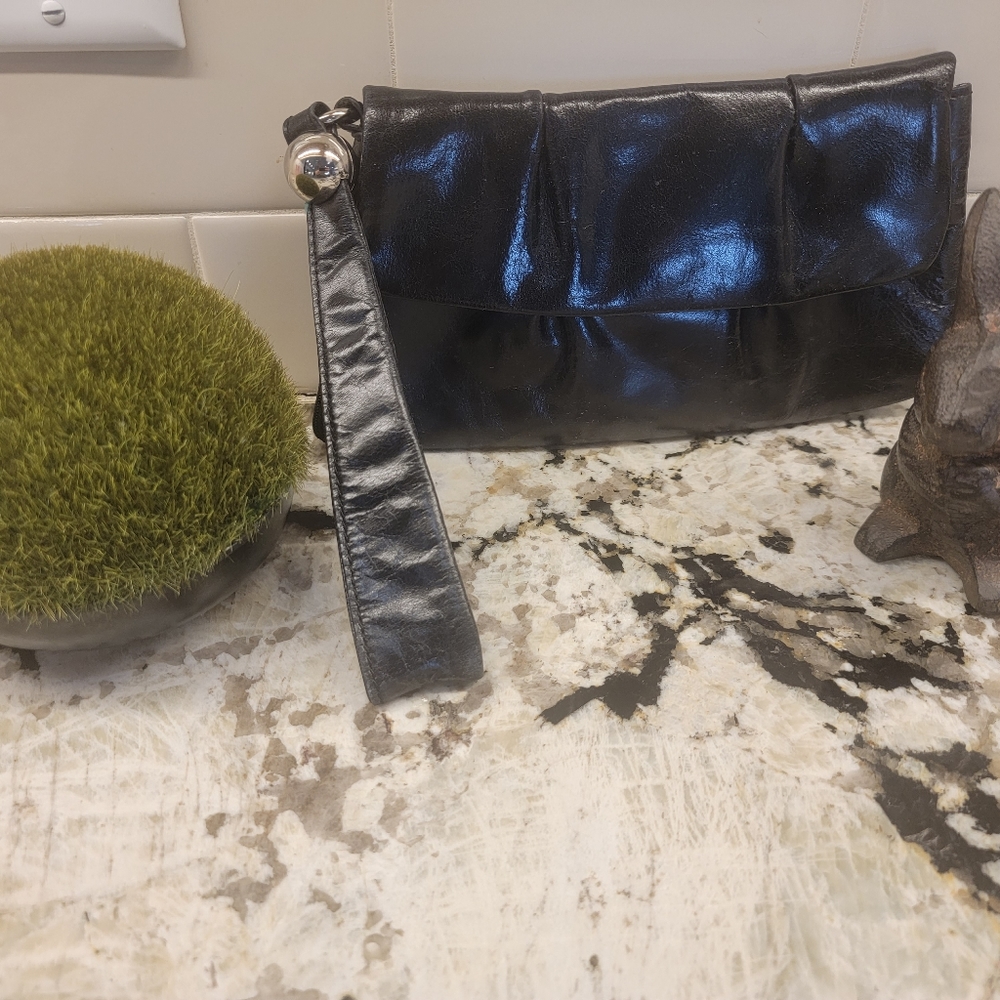 HOBO Original Leather Wristlet